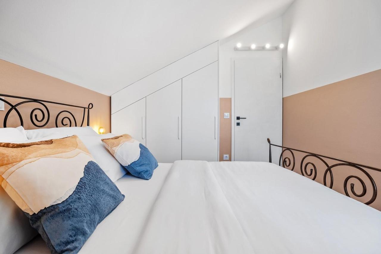 Villa Lux Promajna Εξωτερικό φωτογραφία
