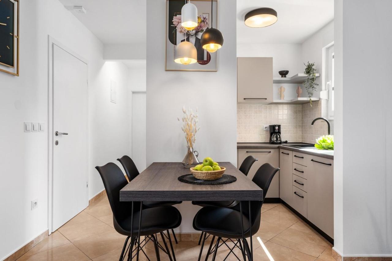 Villa Lux Promajna Εξωτερικό φωτογραφία
